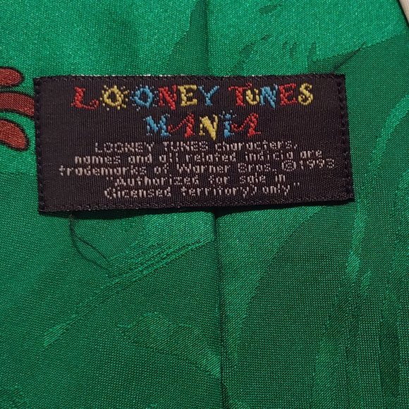 Looney Tunes Mania Tie - Picture 5 of 5